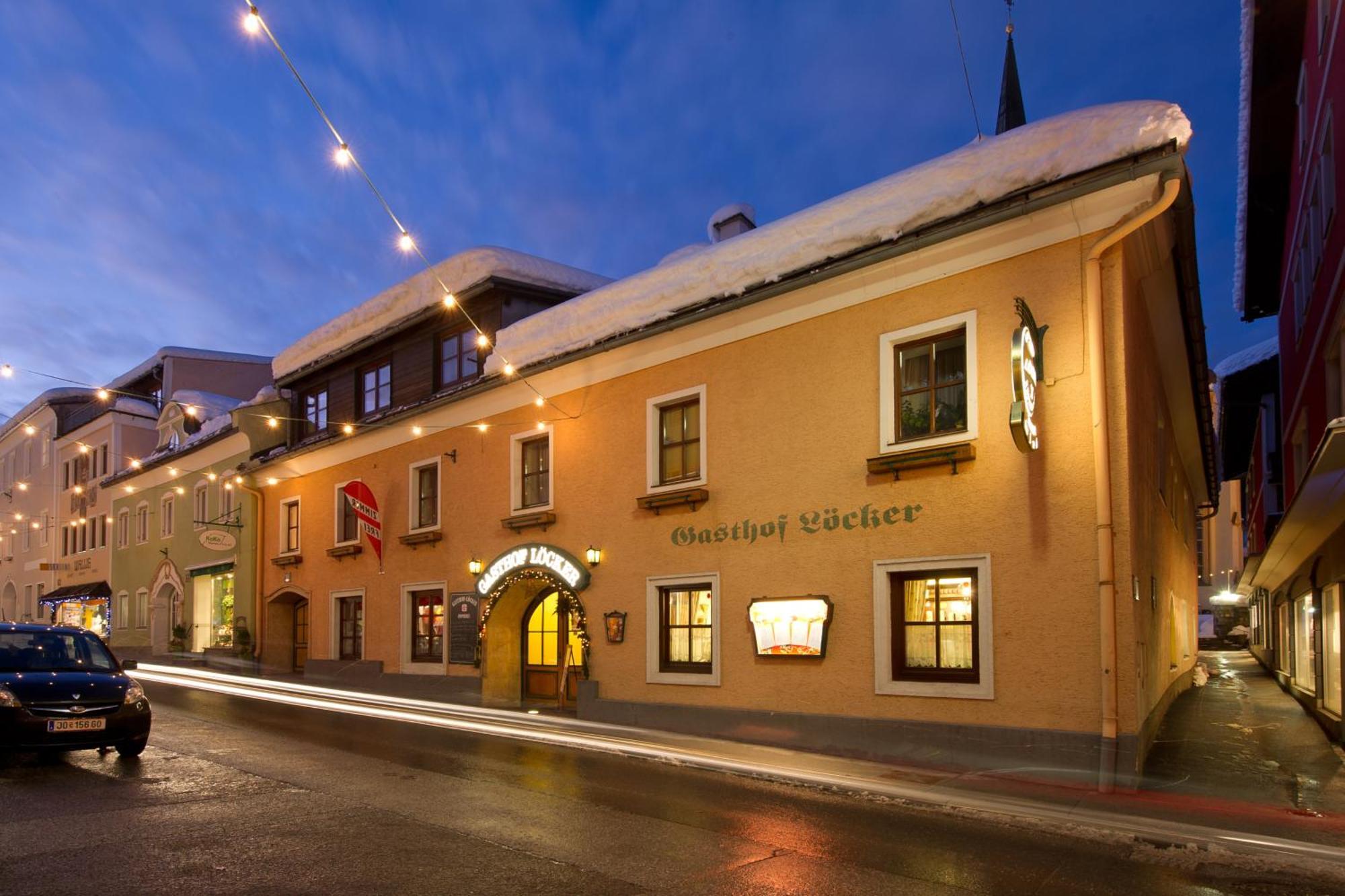 Gasthof - Restaurant Loecker 라드스타드트 외부 사진